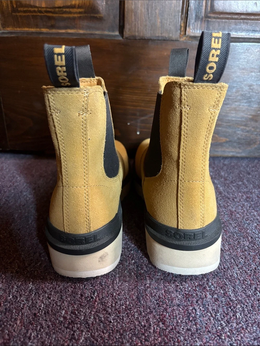Sorel Leather Chelsea Boots